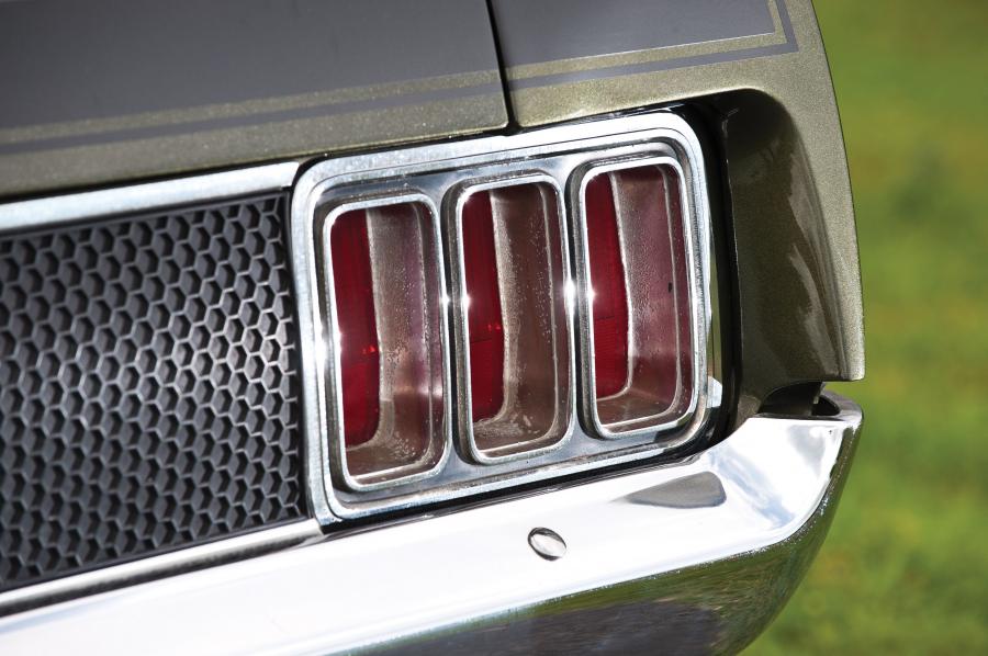  Ford Mustang Mach I Sportroof 1970 года  (фото 14 из 22)